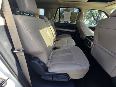 Used 2024 Ford Expedition Max Limited image 14