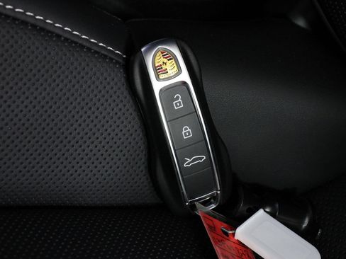 Certified 2025 Porsche 911 Carrera S RWD image 34