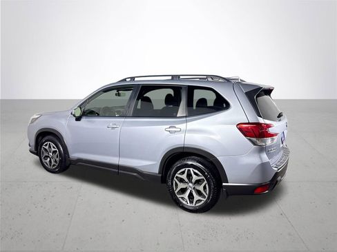 Certified 2022 Subaru Forester Premium w/ Popular Package #1 image 9