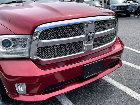 Used 2015 RAM 1500 Limited RWD image 30