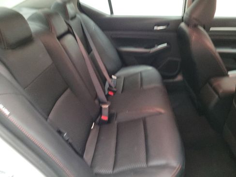Used 2023 Nissan Altima 2.5 SR FWD image 19