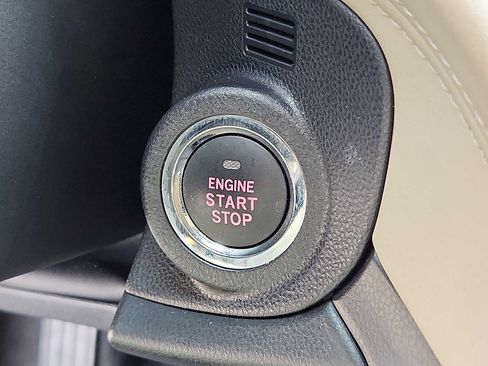 Used 2023 Subaru Outback Limited image 23