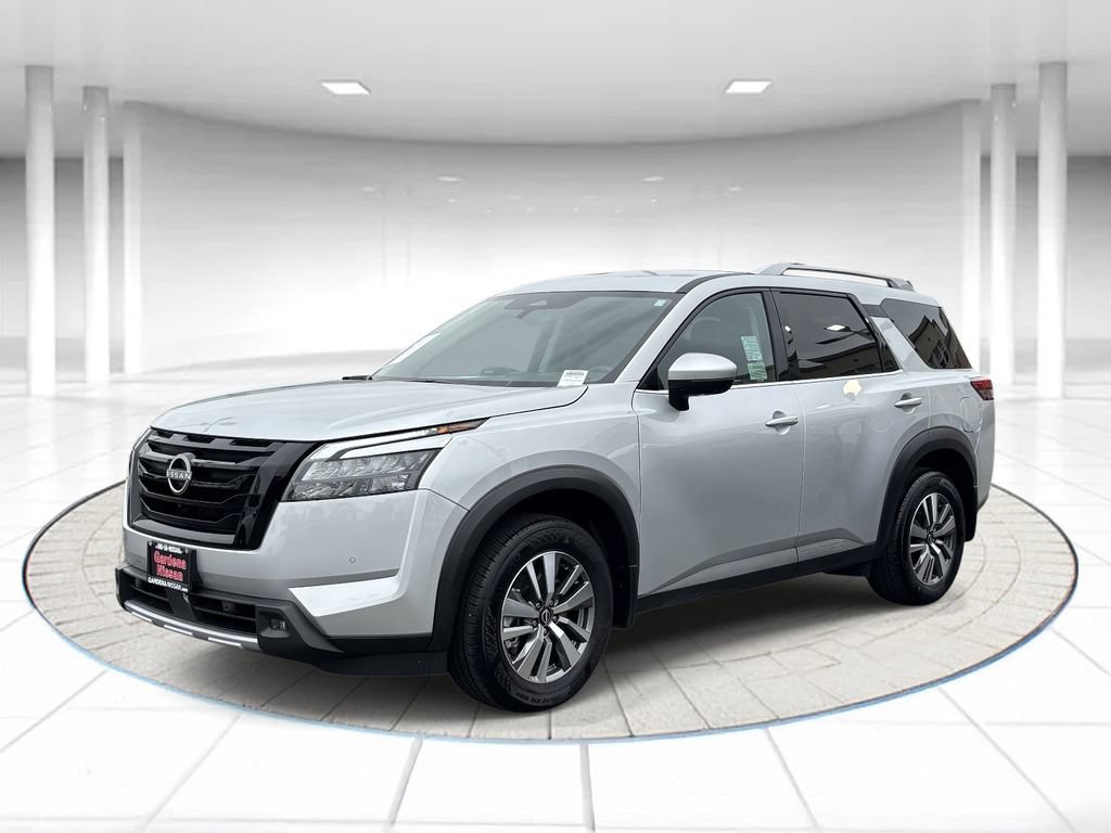 Certified 2025 Nissan Pathfinder SL w/ Black Appearance Package FWD image 1