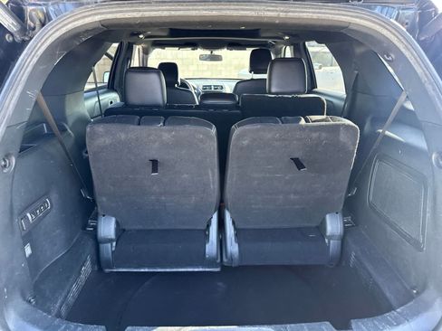 Used 2019 Ford Explorer Limited w/ Class III Trailer Tow Package AWD/4WD image 10