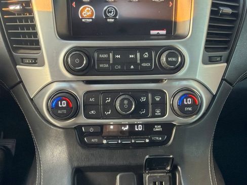 Used 2015 GMC Yukon XL SLE AWD/4WD image 18