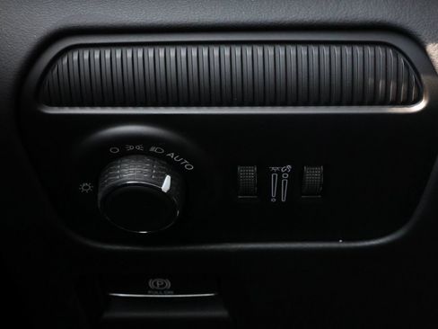 New 2026 Jeep Grand Wagoneer Summit AWD/4WD image 34