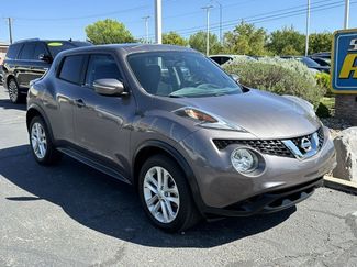 Used 2015 Nissan Juke SV image 1