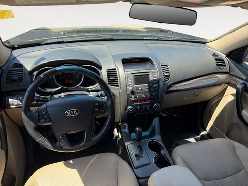 Used 2013 Kia Sorento EX FWD image 15