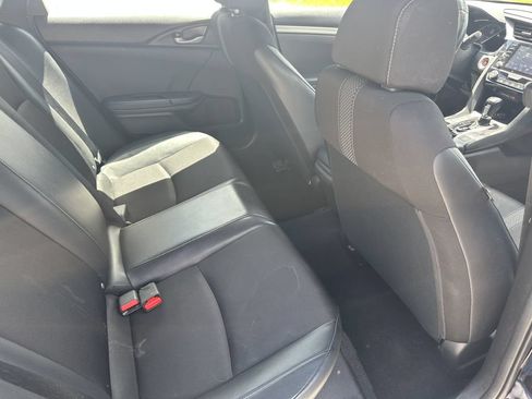 Used 2021 Honda Civic Sport image 11