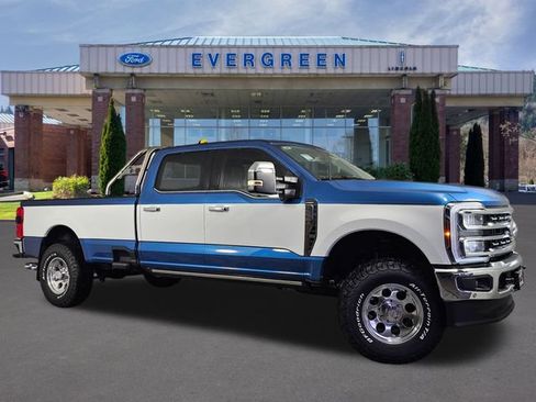 New 2025 Ford F350 Lariat w/ Lariat Ultimate Package AWD/4WD image 3