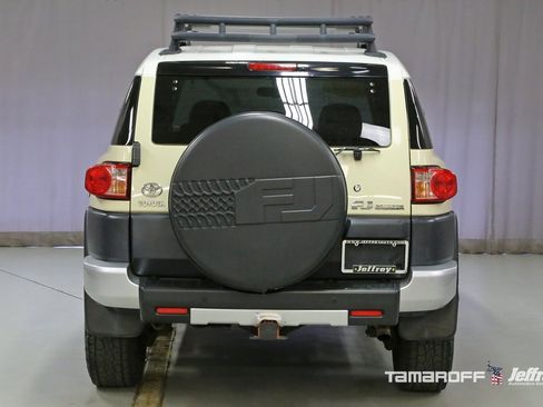 Used 2008 Toyota FJ Cruiser 4WD image 14