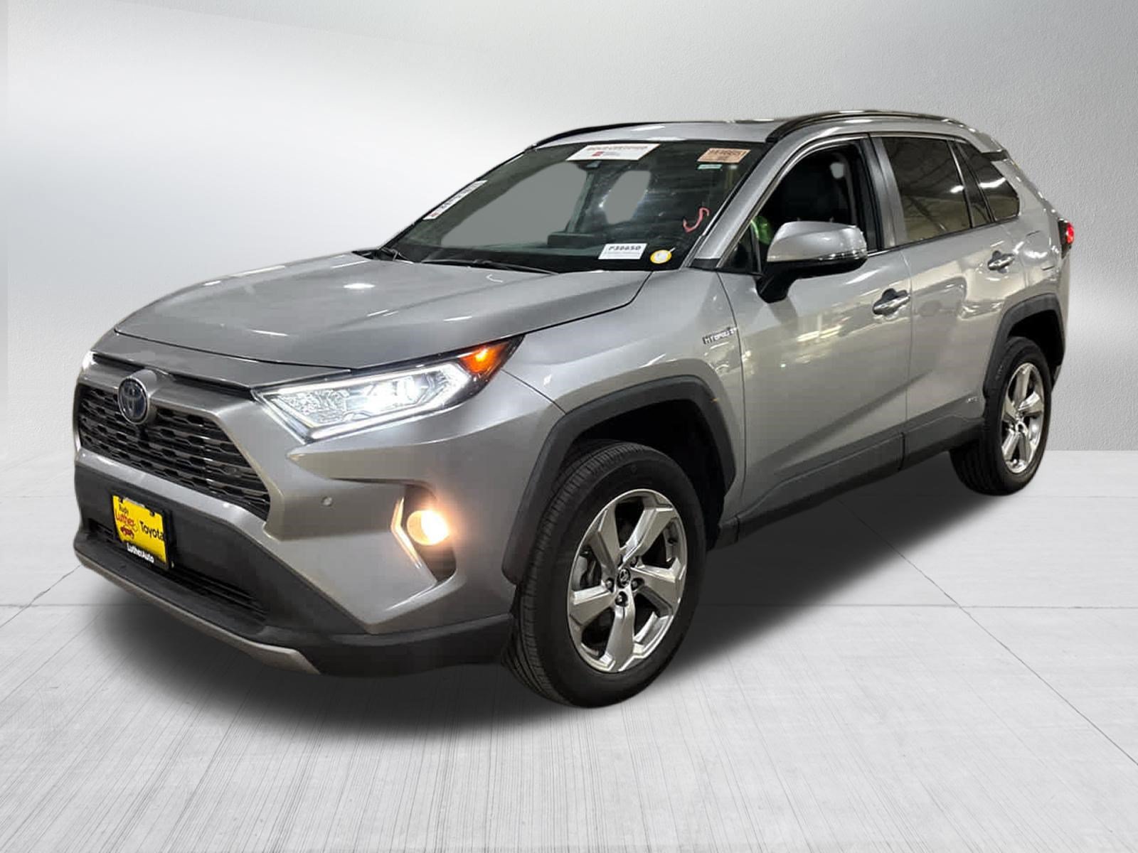 Used 2021 Toyota RAV4 Limited AWD/4WD image 3