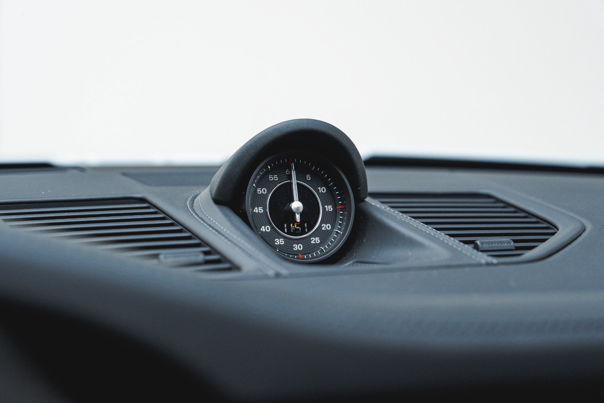 Used 2023 Porsche 911 Sport Classic RWD image 82