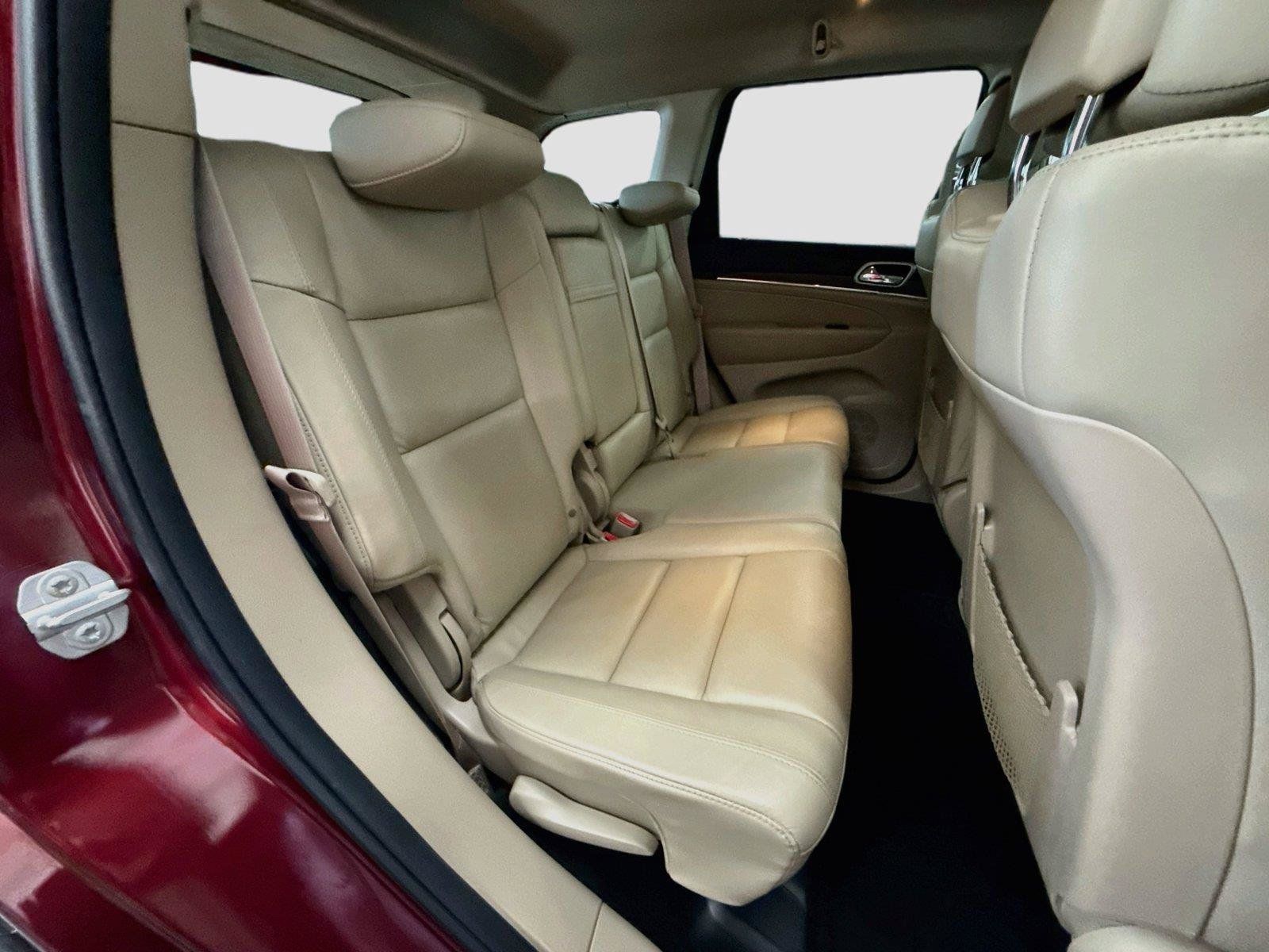 Used 2018 Jeep Grand Cherokee Limited RWD image 27