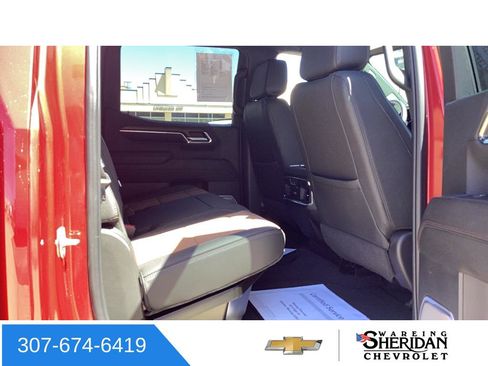 Used 2024 Chevrolet Silverado 1500 High Country w/ Technology Package AWD/4WD image 32