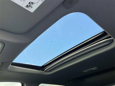 Used 2024 Chevrolet Silverado 2500 LTZ w/ LTZ Premium Package image 35