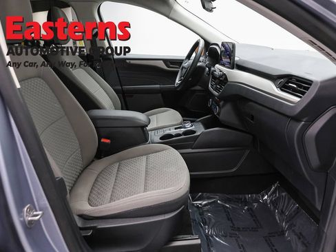 Used 2022 Ford Escape SE w/ Convenience Package FWD image 25