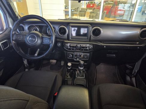 Used 2022 Jeep Wrangler Unlimited Sport image 27