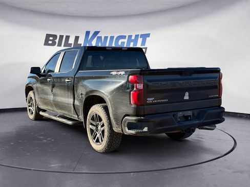 Used 2023 Chevrolet Silverado 1500 Custom image 3