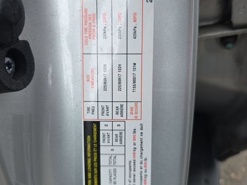 Used 2018 Nissan Rogue SV AWD/4WD image 22