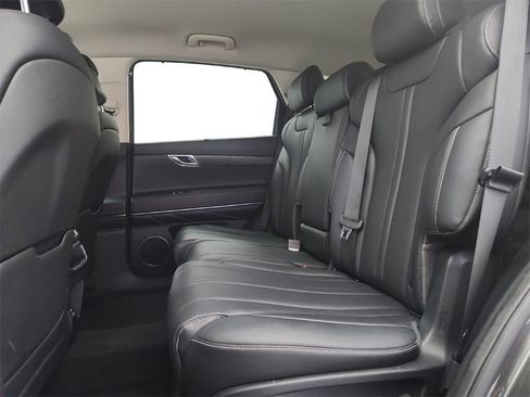 Used 2024 Genesis GV80 2.5T image 22