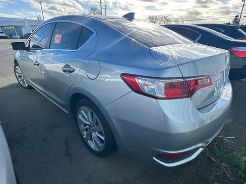 Used 2018 Acura ILX w/ Premium Package image 4