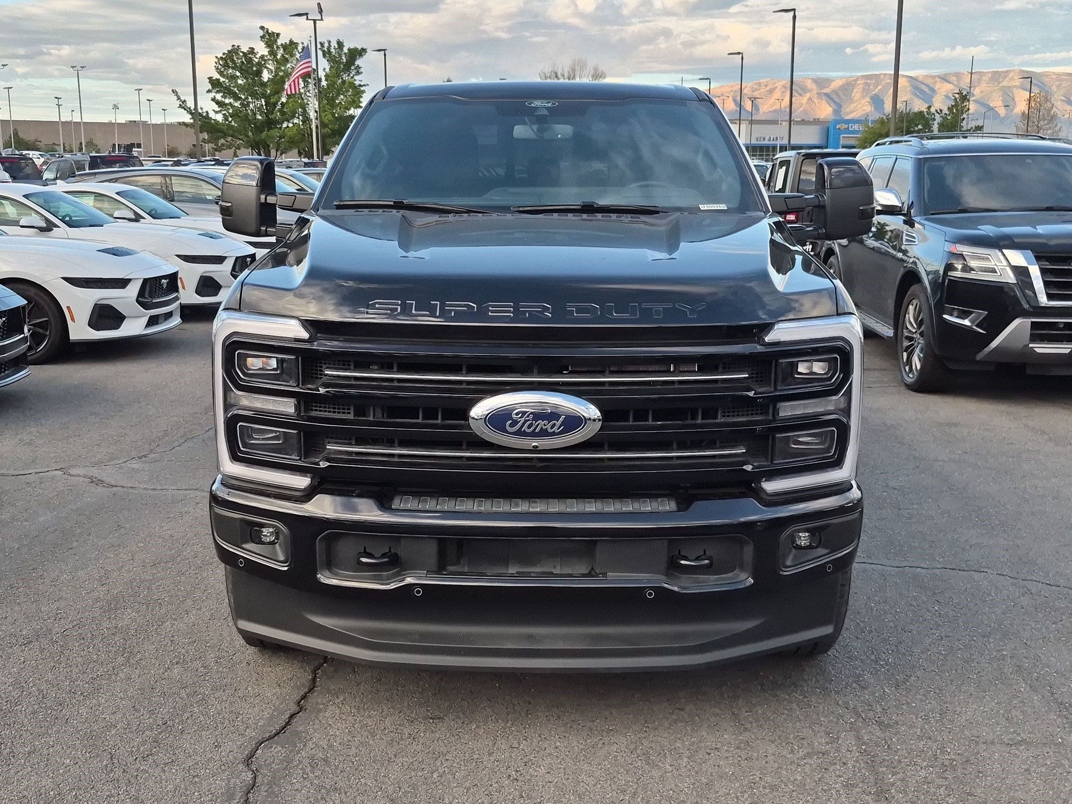 Used 2026 Ford F350 Platinum AWD/4WD image 11
