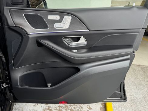 Certified 2025 Mercedes-Benz GLE 350 4MATIC image 18