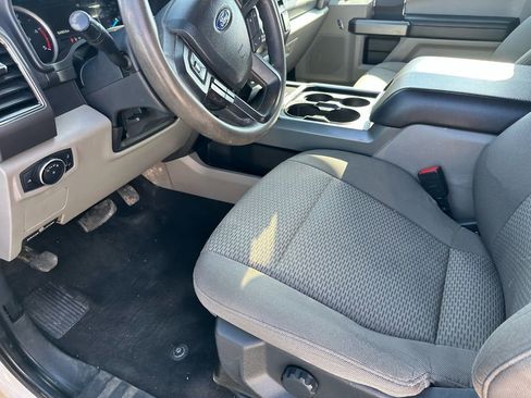 Used 2022 Ford F250 XLT w/ FX4 Off-Road Package image 33