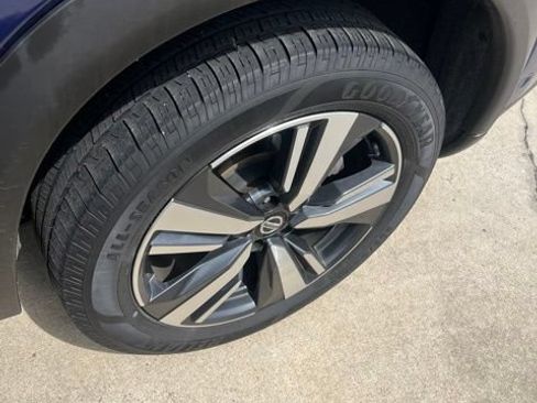 Used 2021 Nissan Rogue Platinum FWD image 10