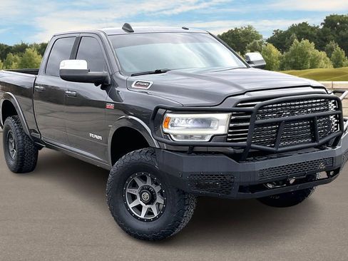 Used 2019 RAM 2500 Laramie image 2