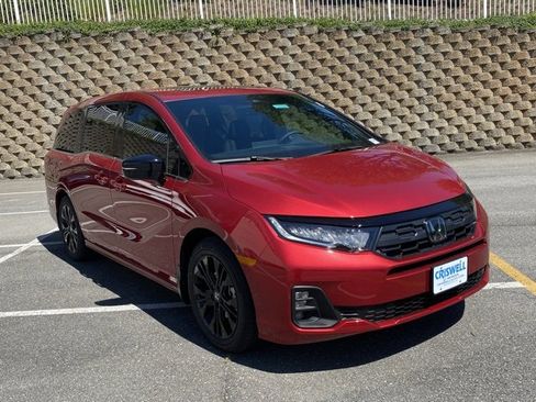 New 2026 Honda Odyssey Sport-L image 2