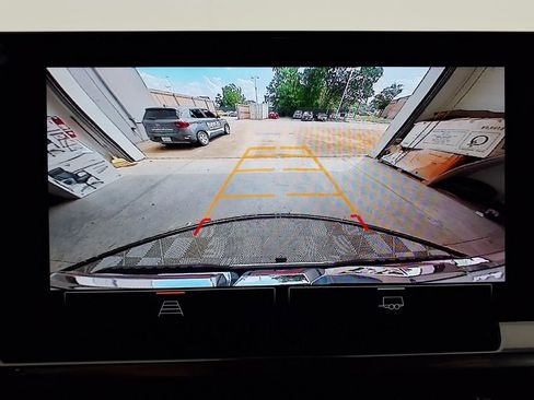 Used 2025 GMC Sierra 1500 SLT RWD image 14