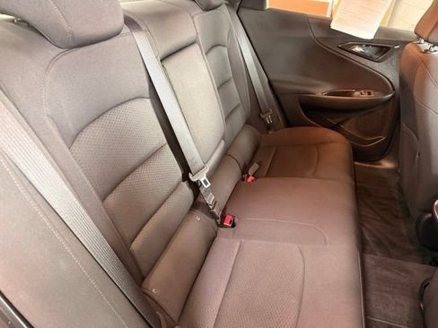 Used 2016 Chevrolet Malibu LT FWD image 26