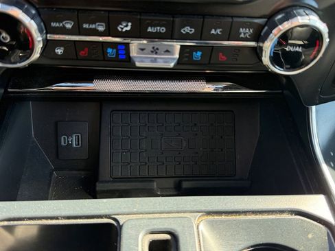 Used 2024 Ford F150 Raptor image 35