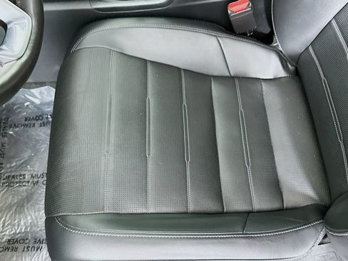 Used 2024 Honda CR-V EX-L image 19