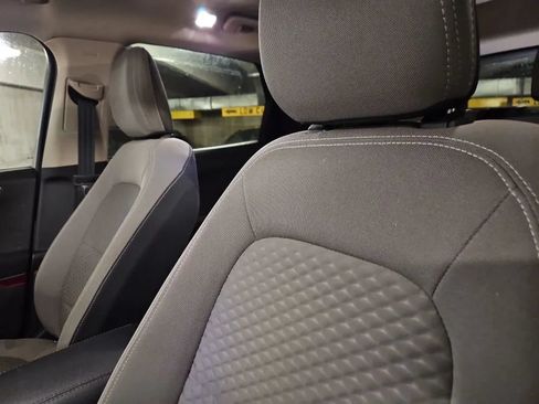 Used 2020 Ford Escape SE AWD/4WD image 22