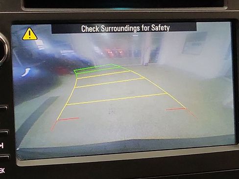 Certified 2017 Chevrolet Traverse LT image 16