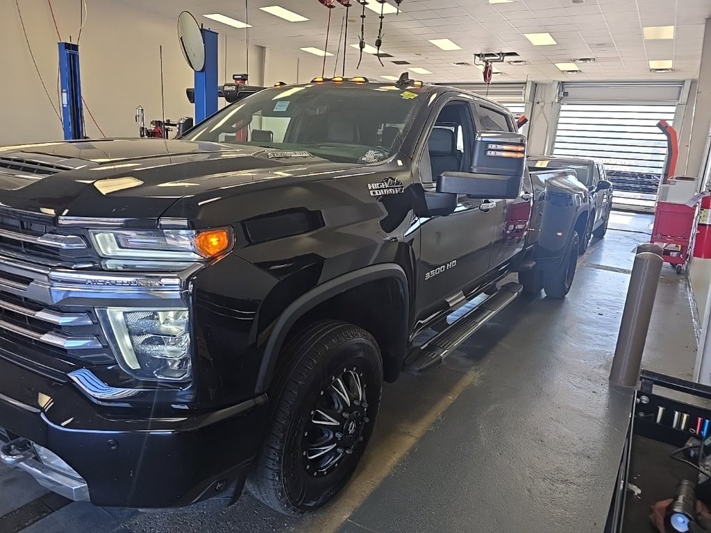Used 2021 Chevrolet Silverado 3500 High Country w/ Snow Plow Prep/Camper Package AWD/4WD image 2