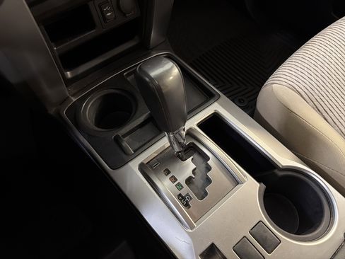 Used 2014 Toyota 4Runner SR5 RWD image 18