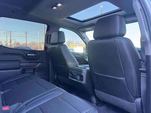 Used 2019 GMC Sierra 1500 SLT w/ SLT Premium Plus Package image 32