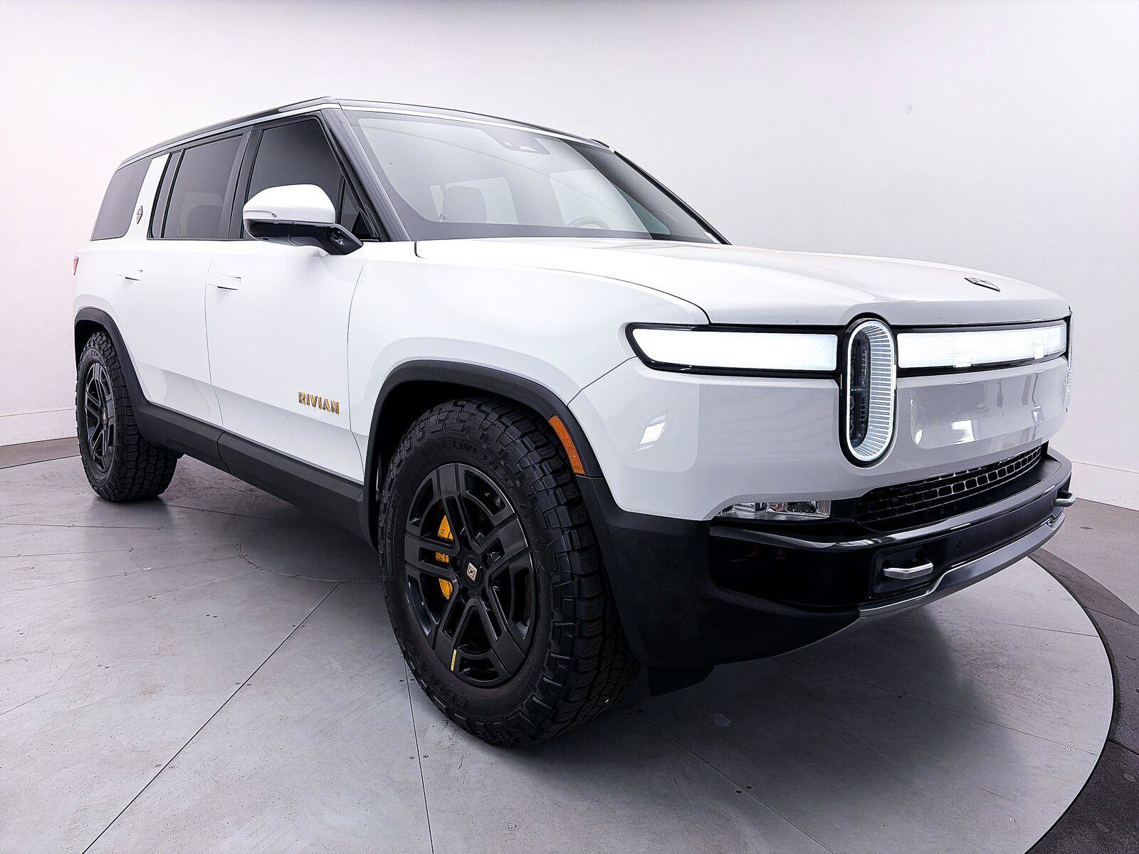 Used 2022 Rivian R1S Launch Edition Quad AWD/4WD image 11