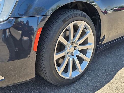 Used 2016 Chrysler 300 C w/ Safetytec Plus Group RWD image 21