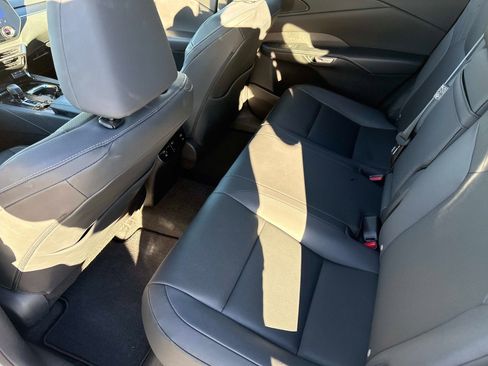 Used 2024 Lexus RX 350 Premium image 12