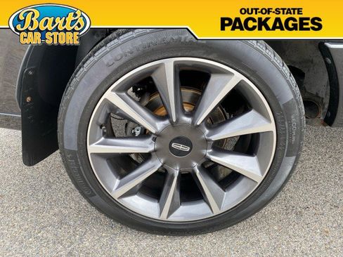 Used 2017 Lincoln Navigator Reserve image 7