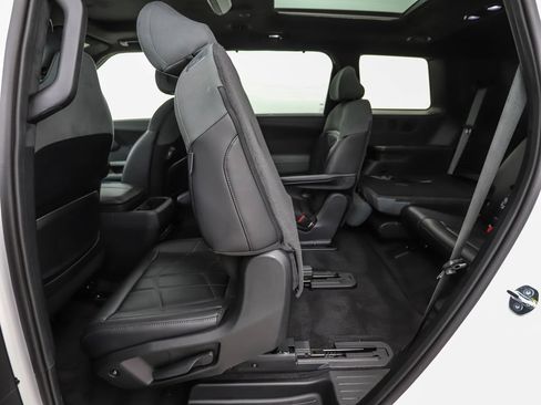 Used 2027 Kia Telluride X-Line SX Prestige w/ Towing Package AWD/4WD image 23