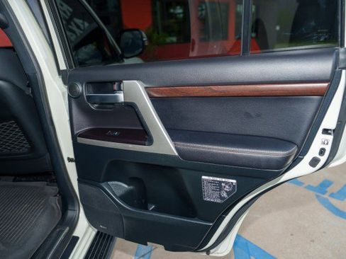 Used 2021 Toyota Land Cruiser Heritage Edition AWD/4WD image 21