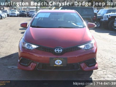 Used 2016 Scion iM image 2