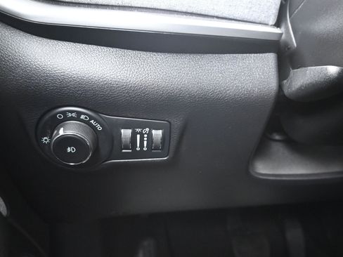 Used 2022 Jeep Compass Latitude w/ Convenience Group image 19