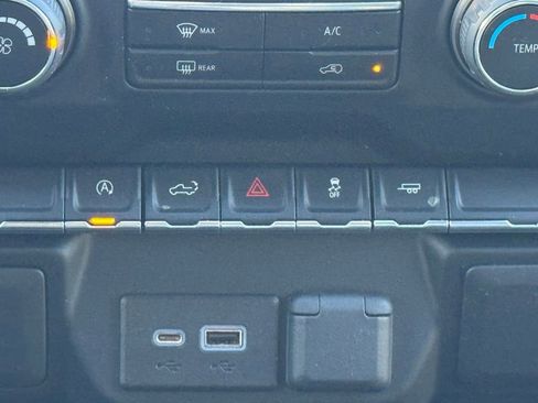 Used 2022 Chevrolet Silverado 1500 Custom image 28